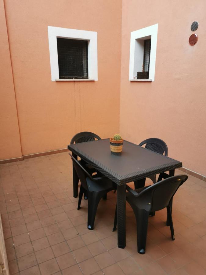 La Casa Di Domitilla LʼAquila Exterior foto